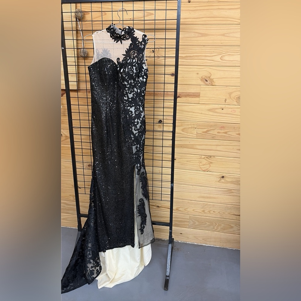 Black and Cream Lace Evening Gown